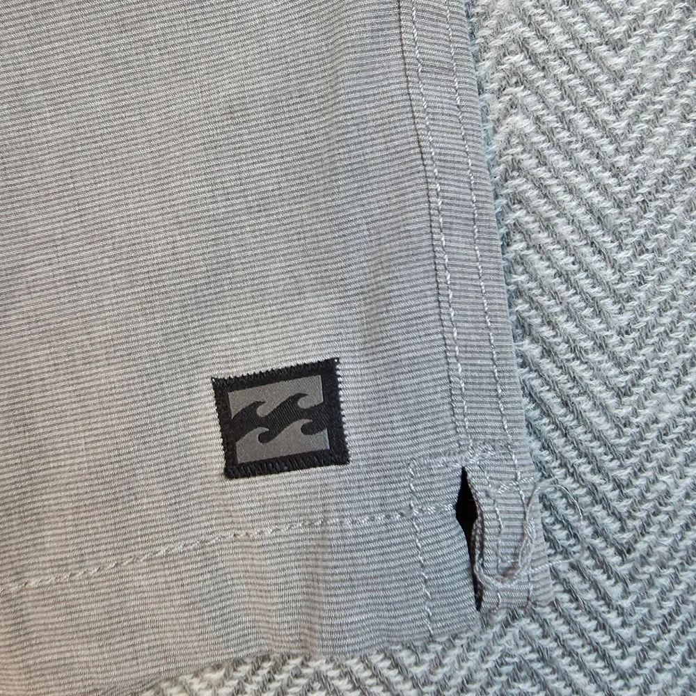 Billabong Recycler Board Shorts Mens Medium Gray Black Elastic Waist Swim Trunks